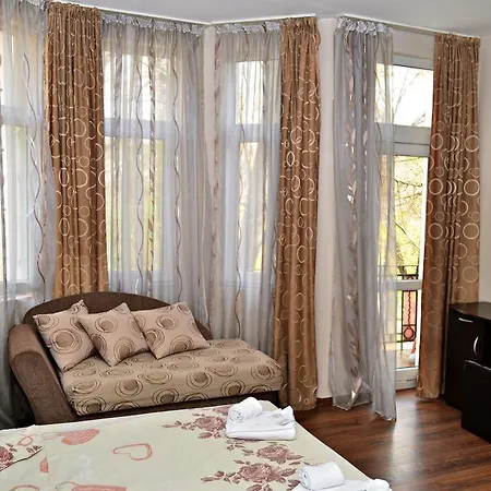 Anelim Veliko Tarnovo